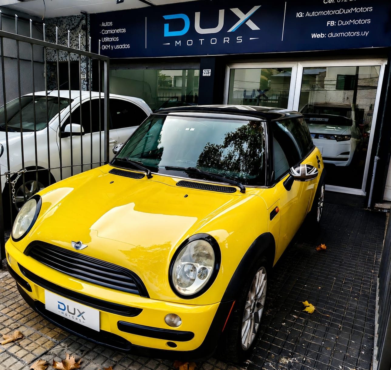 Local de Dux Motors en Montevideo